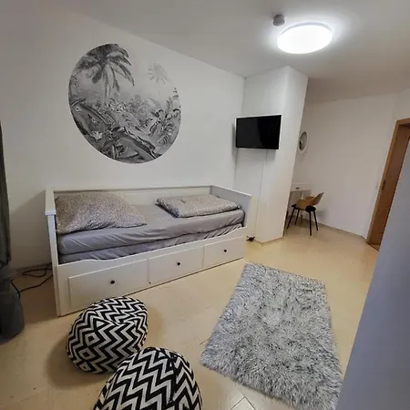 Luxurious Country Side Apartment *