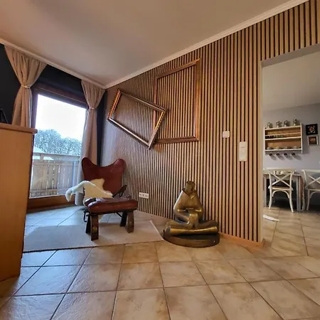 Luxurious Country Side Apartment Volkenschwand